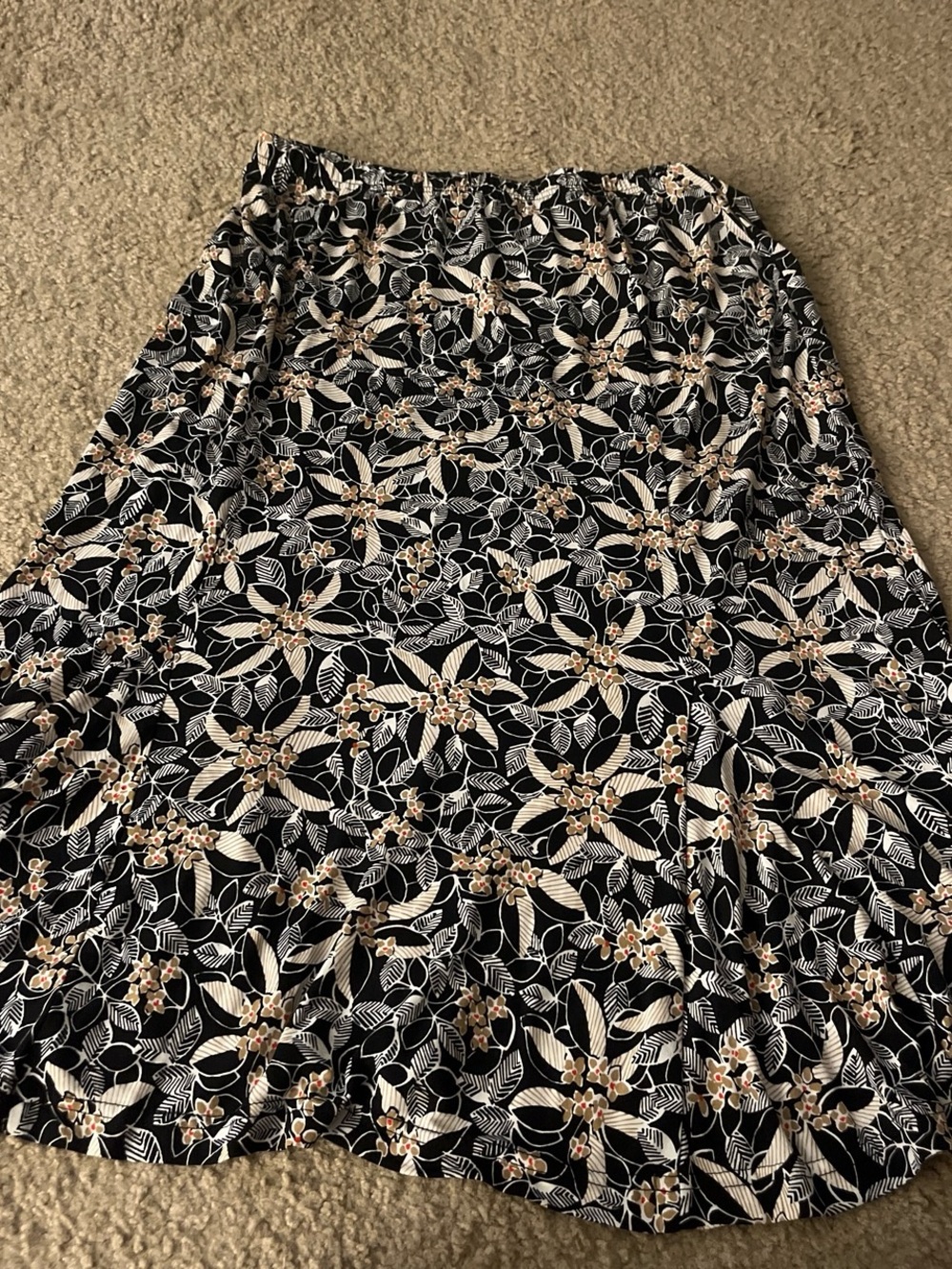 Sag Harbor Black Floral A-Line Skirt with Cream and Tan Accents